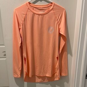 Blueline Surf& Paddle Co Peach Long Sleeve Women's Top size small